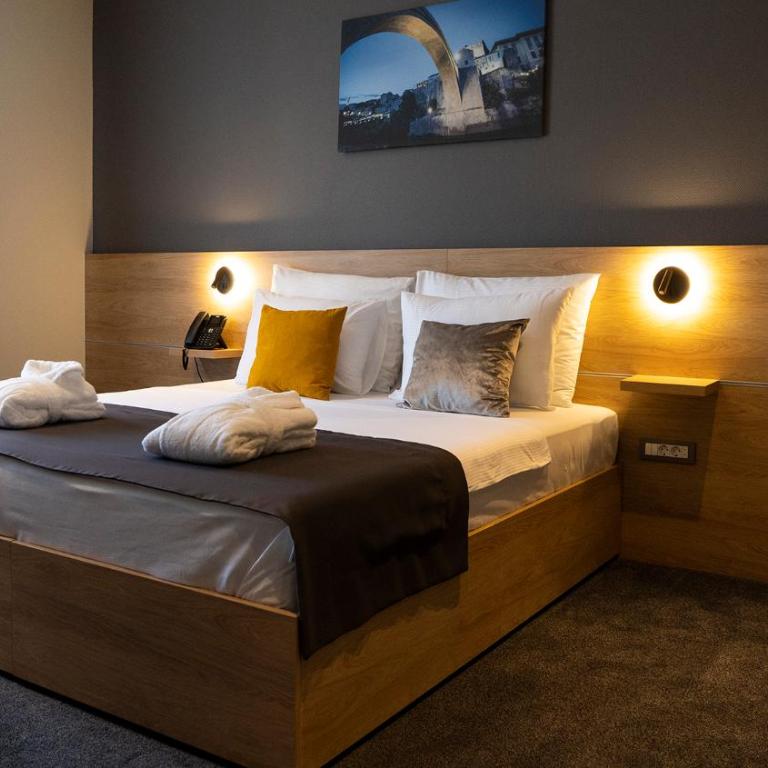HA Hotel Mostar - Standard Triple Room - 11