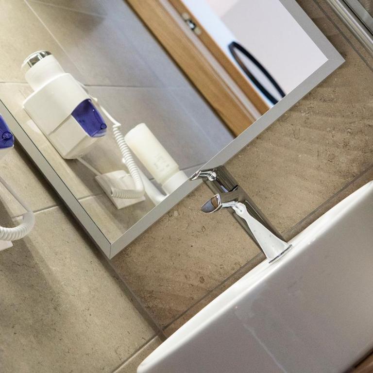 HA Hotel Mostar - Economy Double or Twin Room - 3
