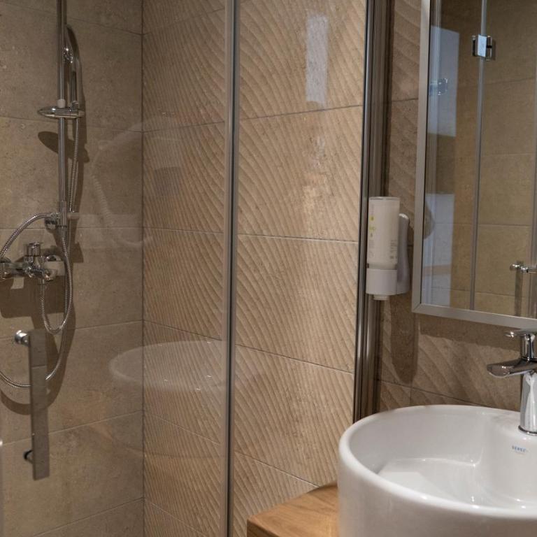 HA Hotel Mostar - Economy Double or Twin Room - 8