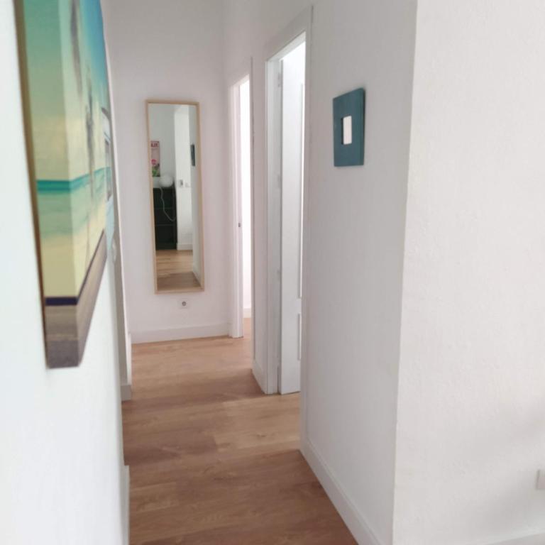 Victoria home - Two-Bedroom Apartment - 3
