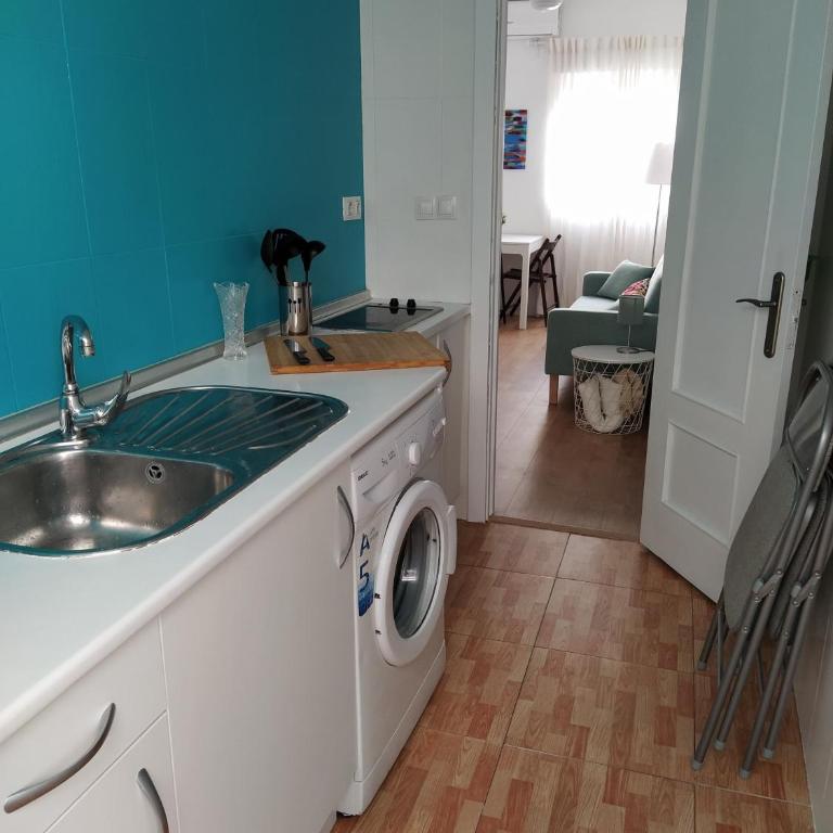 Victoria home - Two-Bedroom Apartment - 2