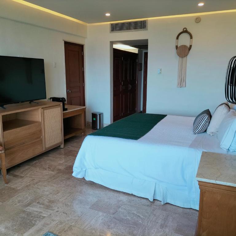 Fiesta Americana Puerto Vallarta All Inclusive & Spa - Habitación Deluxe con cama extragrande y vistas al océano - 3