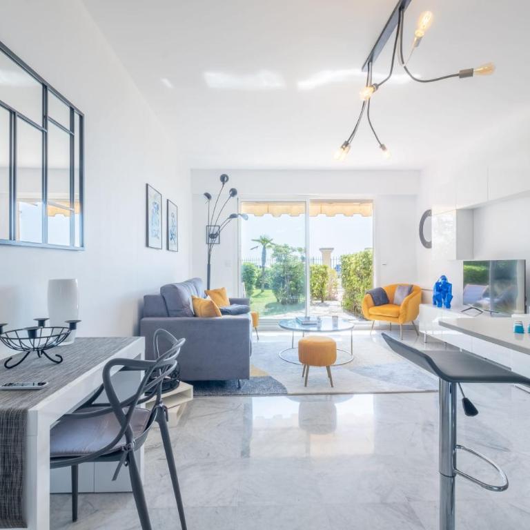 RARE ! Superbe 3 pièces avec jardin face à la mer - Appartement - 18