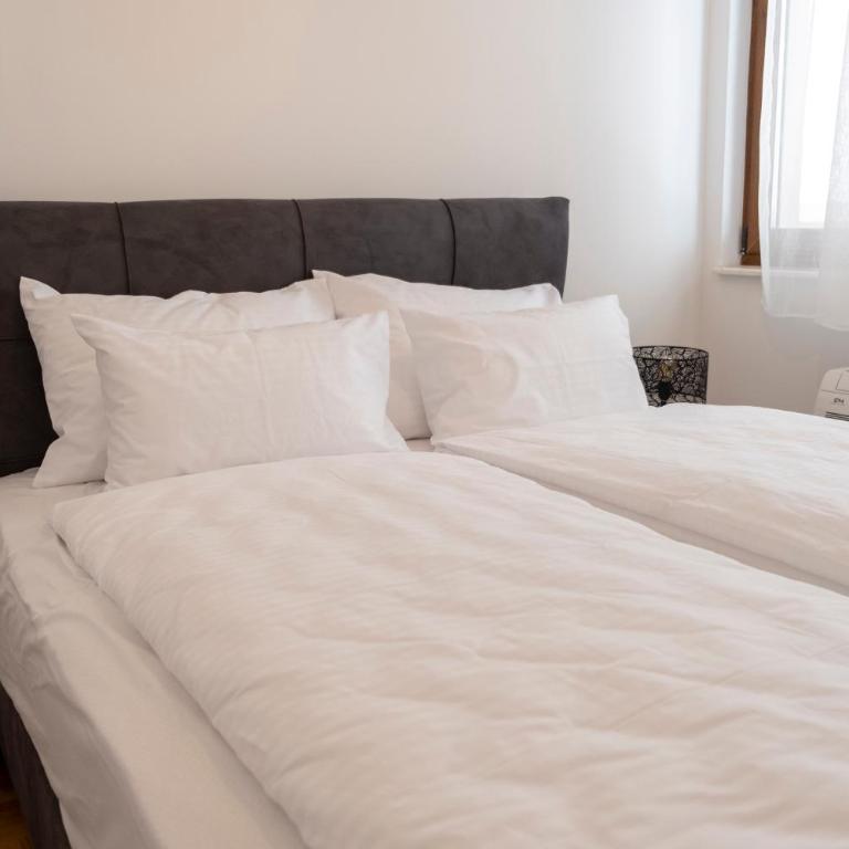Apartment Elite Residence - Three-Bedroom Apartment - 20