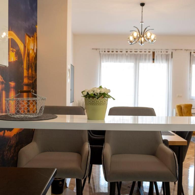 Apartment Elite Residence - Three-Bedroom Apartment - 9