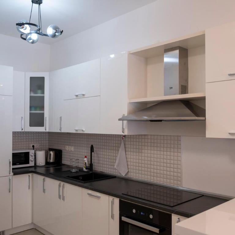 Apartment Elite Residence - Three-Bedroom Apartment - 10