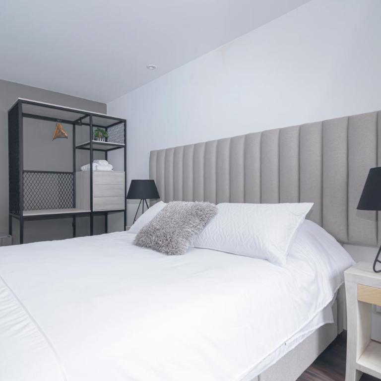 Casa Lorenzo Bogota - Superior Double Room - 4