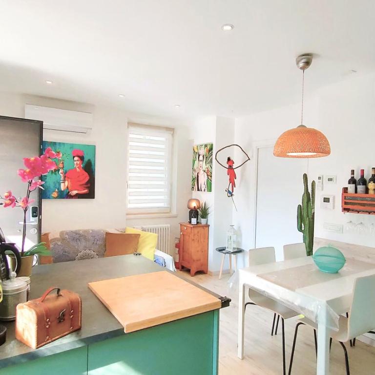 Antica Casa Alboletta - Appartamento Frida Kahlo - Appartamento con 2 Camere da Letto - 2
