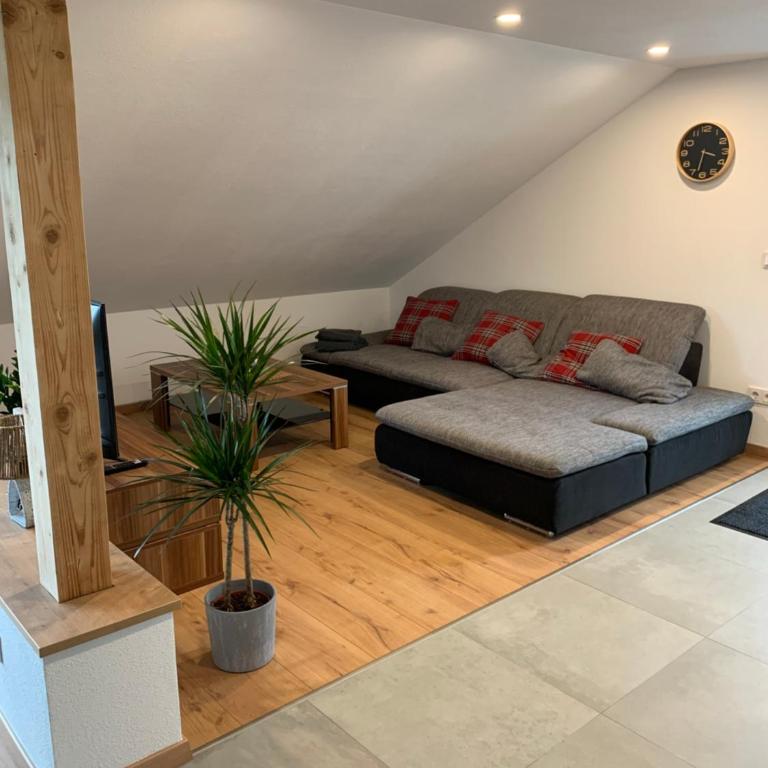 Ruhige Ferienwohnung nähe des Zentrums - Apartment mit 2 Schlafzimmern - 2