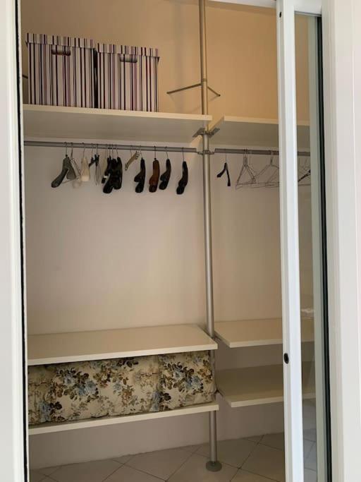 Appartamento incantevole a Parma - Two-Bedroom Apartment - 23