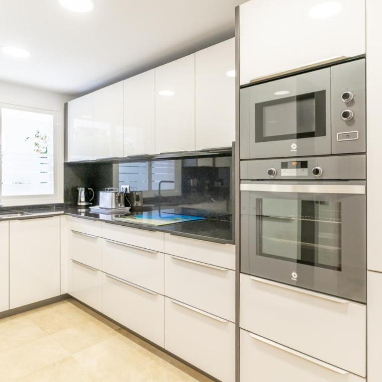 VIP Dominion Beach Estepona - Apartamento Superior - 7