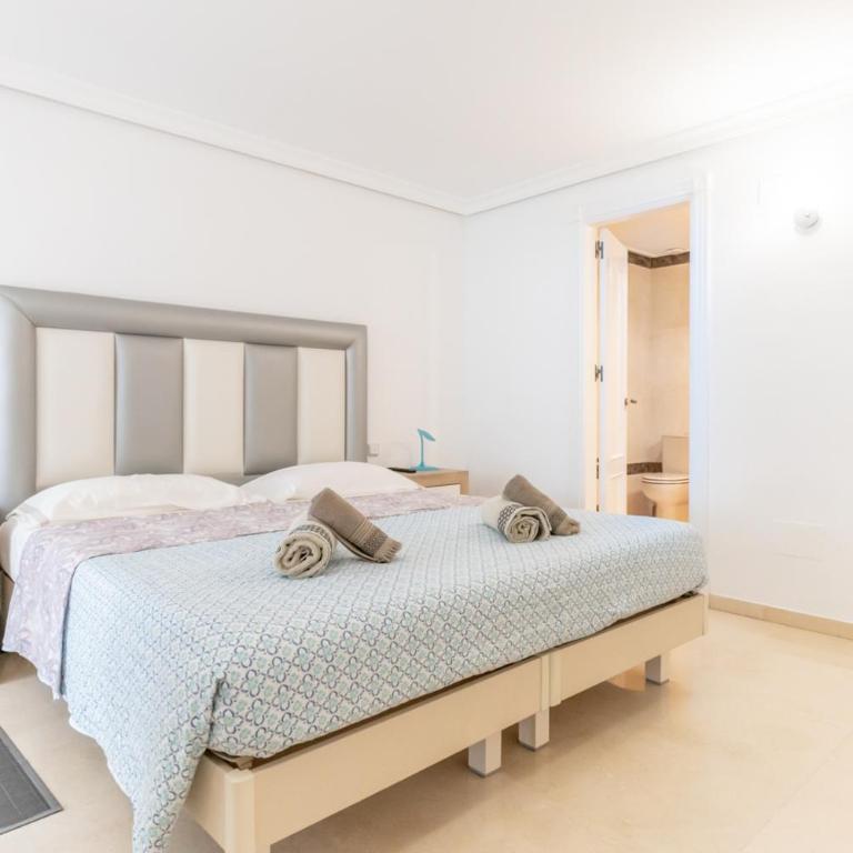 VIP Dominion Beach Estepona - Apartamento Superior - 13