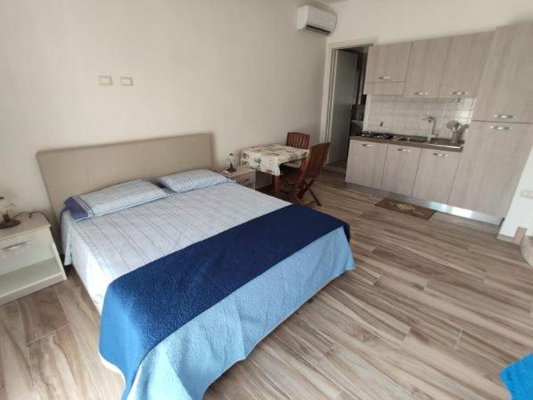Casa al Mare per Vacanza ZEUS - Monolocale con Cucina - 16