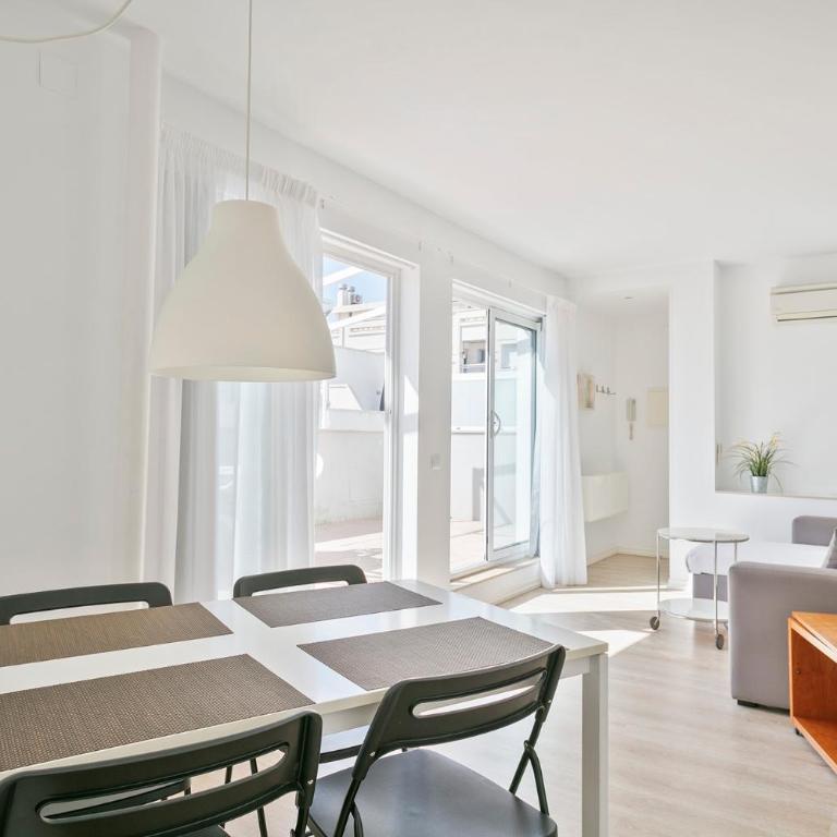Apartaments Pepita Bandert - Two-Bedroom Apartment (5 Adults) - Attic - 17