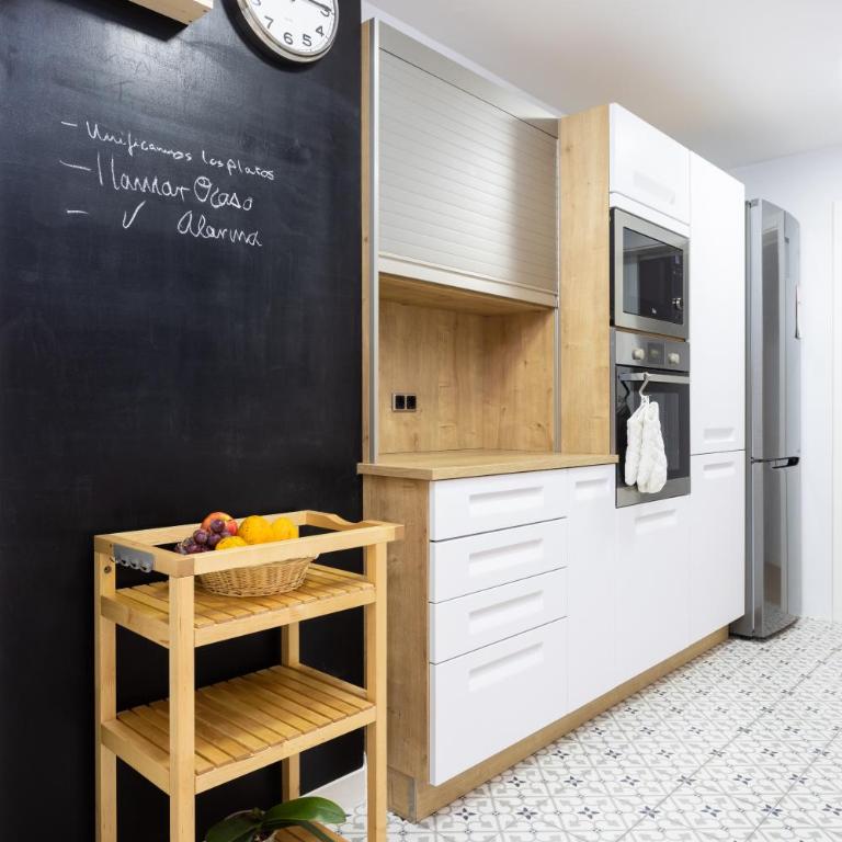 Home2Book Elegance City Center Apartment - Apartamento de 2 dormitorios - 16