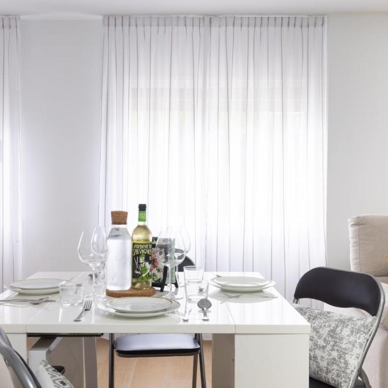 Home2Book Elegance City Center Apartment - Apartamento de 2 dormitorios - 10