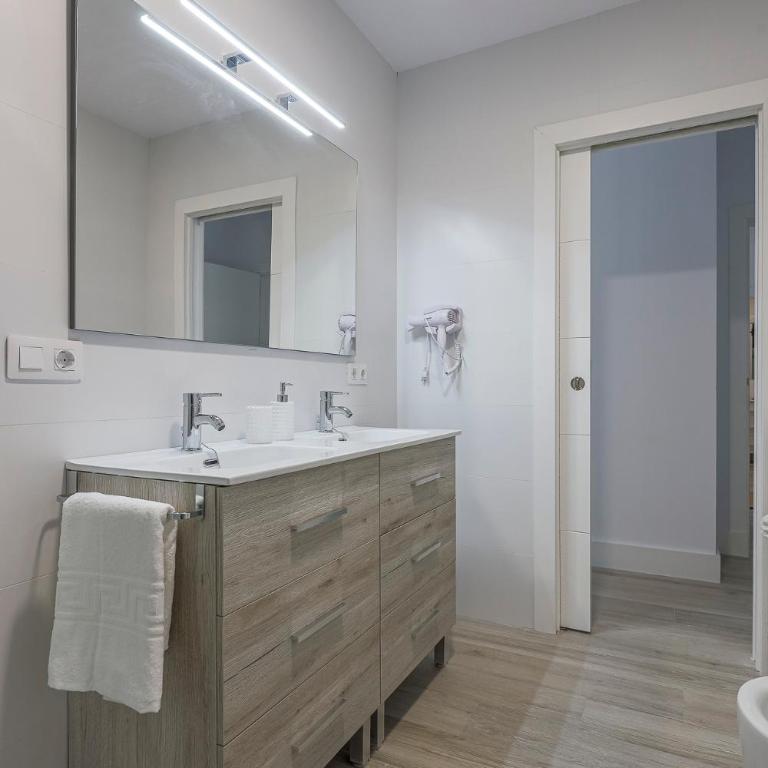 Family suit principal encantos de Sevilla - Apartamento de 3 dormitorios - 47