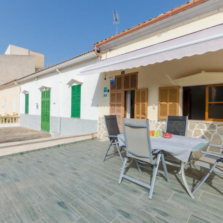 YourHouse Petita, beach house in Majorca North - Vacation Home - 1