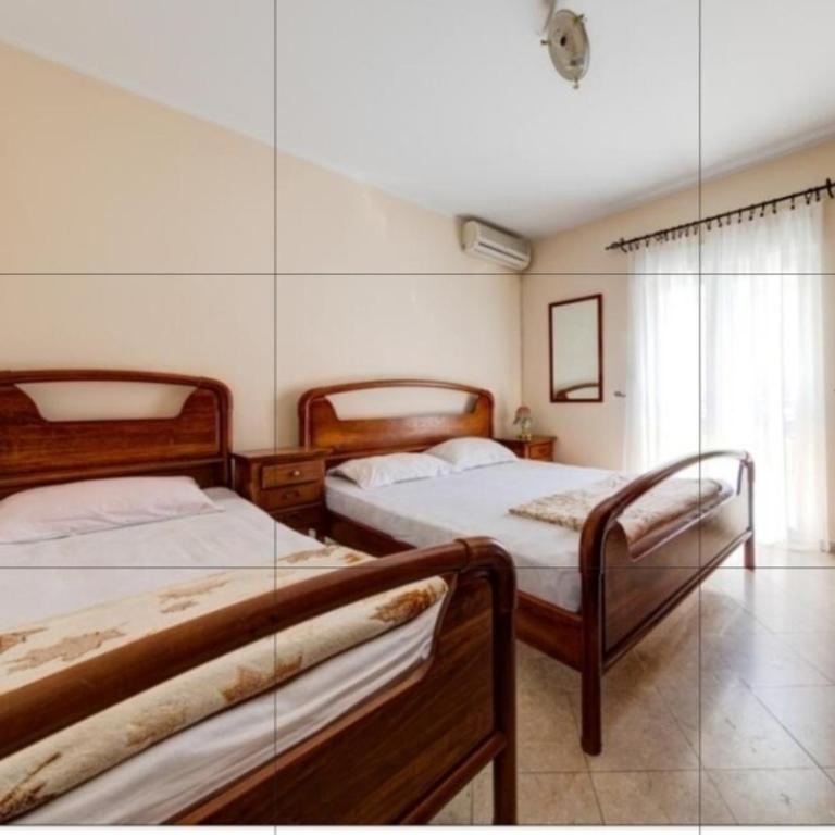 Apartment Jovan2,on the beach with free Wi-Fi - Two-Bedroom Apartment - 26
