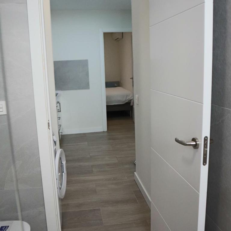 JUST To SLEEP 2 BEDROOMS APARTMENTS - Apartamento Deluxe - 19
