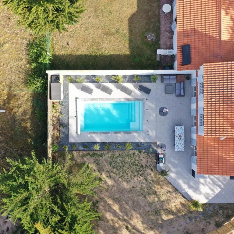 Villa avec piscine pour 8 - Maison 4 Chambres - 24