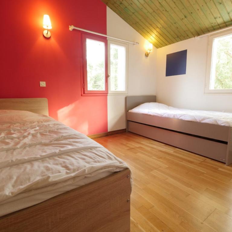 Villa avec piscine pour 8 - Maison 4 Chambres - 17