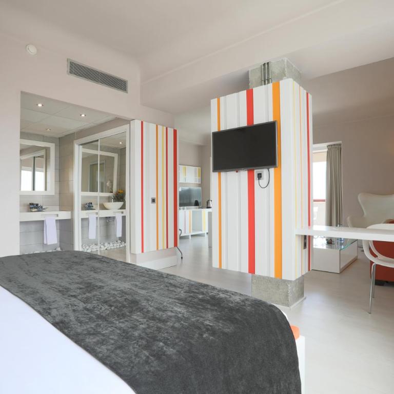 Hotel Chamartin The One - Junior Suite - 3