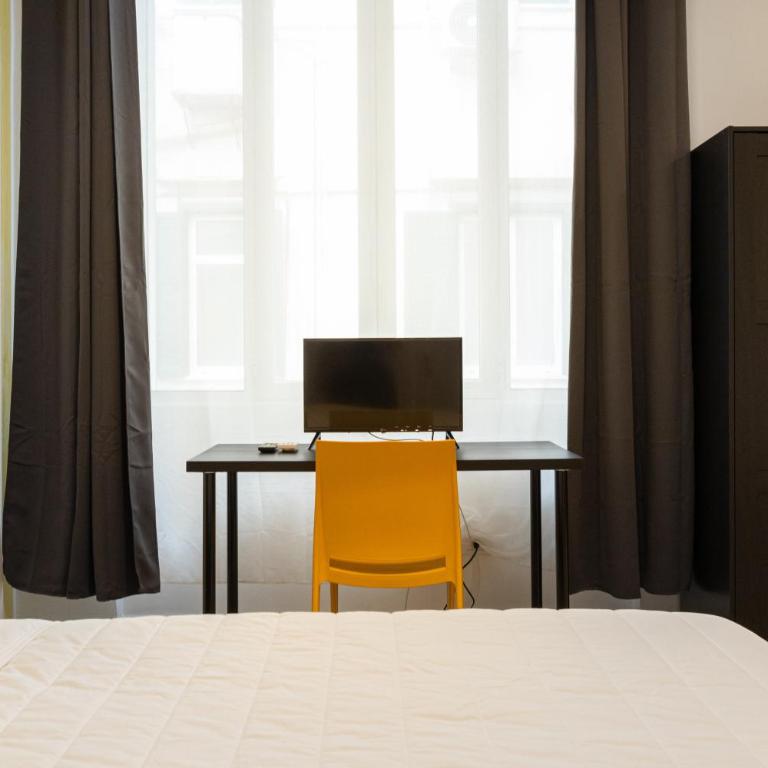 Le Cinque Stanze Palermo Room&Breakfast - Triple Room with Private Bathroom - 3