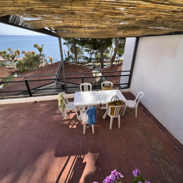 Testa di Monaco - Basic Beach Accommodations - Suite con Terrazza - 5