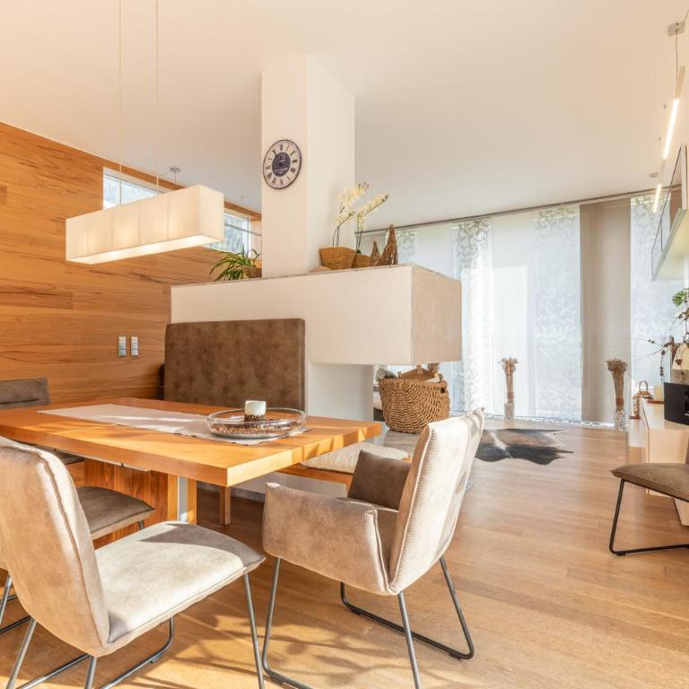 Ferienhaus Bergpanorama mit Sauna & großem Garten - Maison 5 Chambres - 10