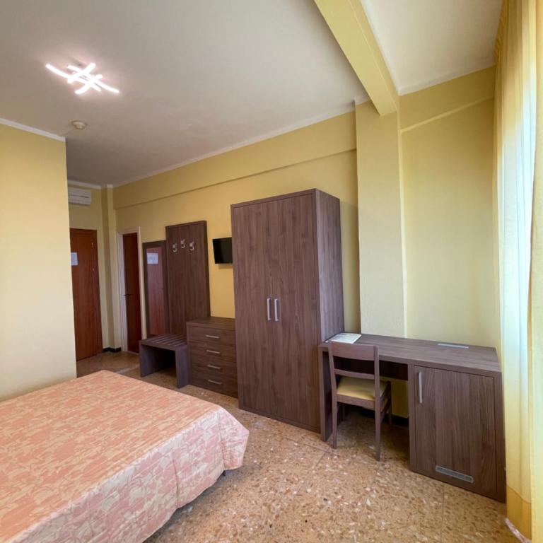 Hotel Robinia - Camera Matrimoniale/Doppia con Letti Singoli con Vista Mare - 11