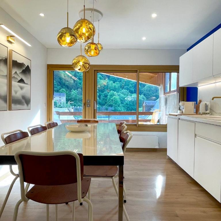 Les Moutons de Cauterets - garage privé - Three-Bedroom Apartment - 12