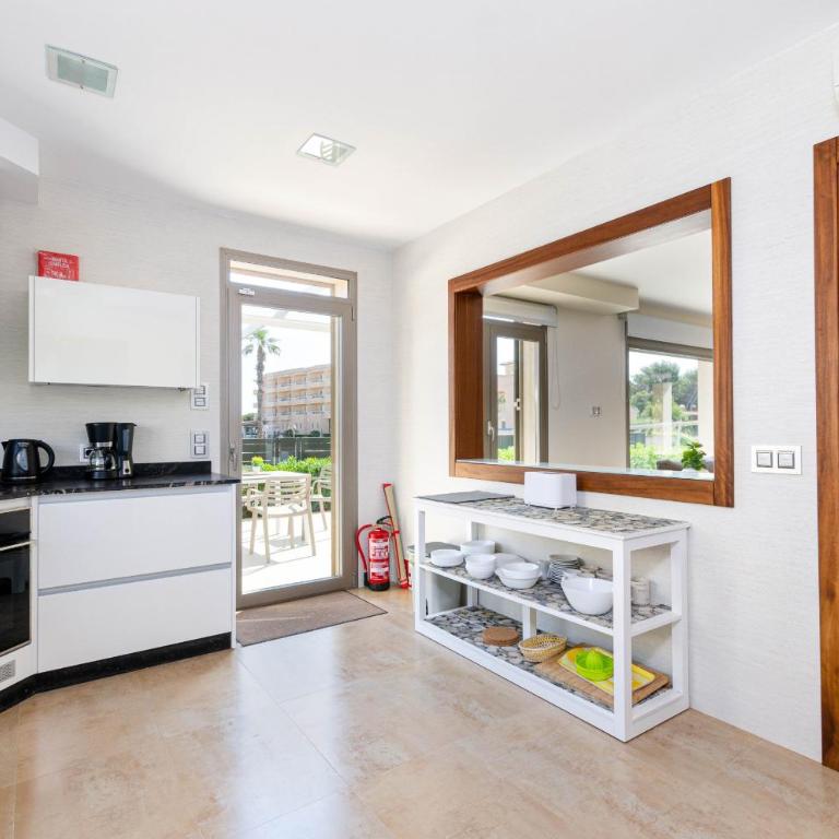 YourHouse Antonia, sea view house with terrace - Vacation Home - 8