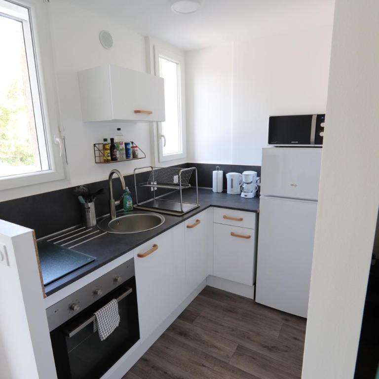Studio tout confort - Climatisation, parking, wifi - Appartamento con 1 Camera da Letto - 4