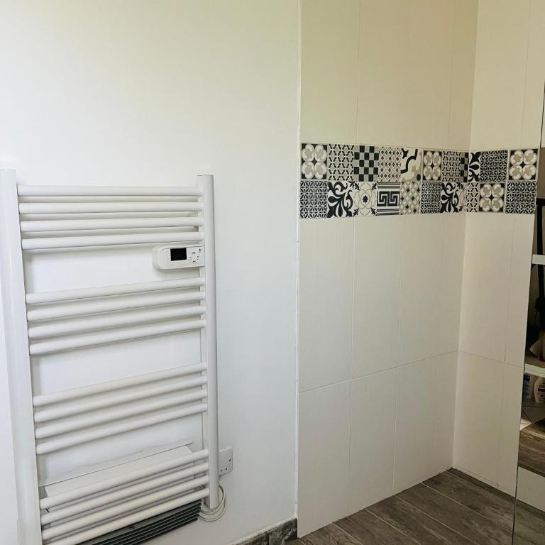 Un coin tropical en Provence ! - Chambre Double - Vue sur Piscine - 4