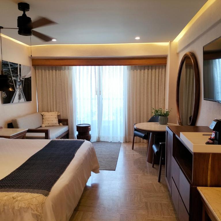 Fiesta Americana Puerto Vallarta All Inclusive & Spa - Alojamiento Fiesta Club - 1 cama extragrande - Ático - 4