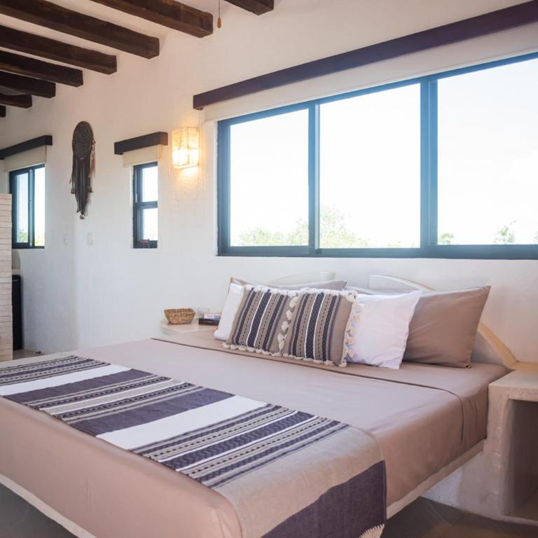 Villa Los Mangles Boutique Hotel - Suite con terraza y vistas al mar - 18