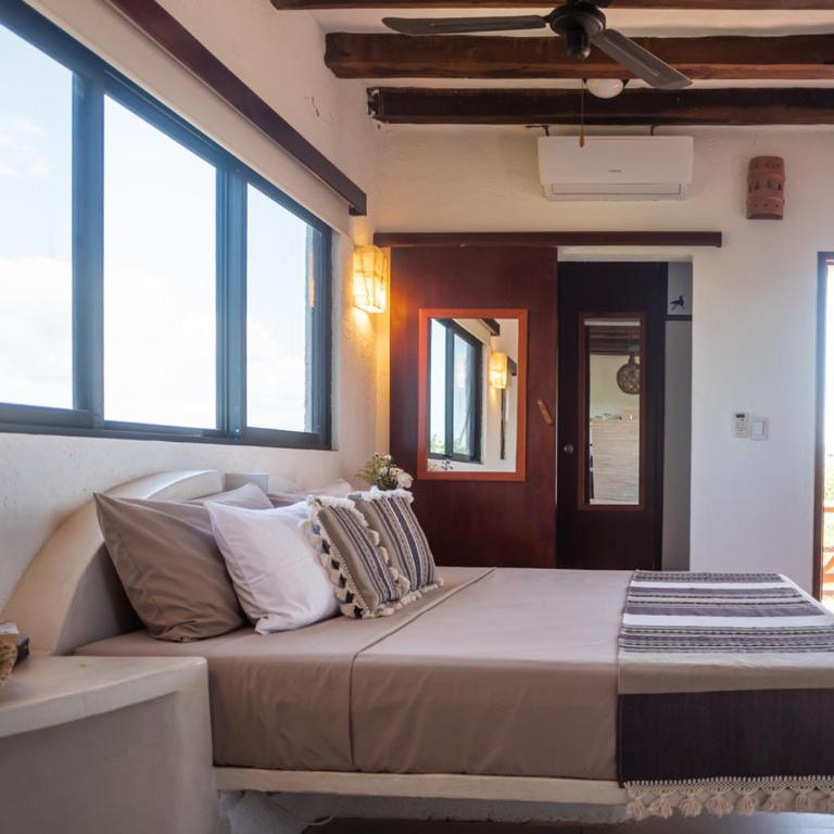 Villa Los Mangles Boutique Hotel - Suite con terraza y vistas al mar - 8