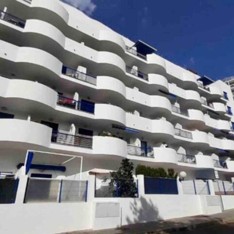 Apartamento con parking con piscina junto a la playa - Apartment - Ground Floor - 26