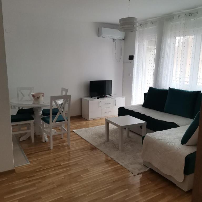 APARTMANI CEPERKOVIC - Apartment - Ground Floor - 7