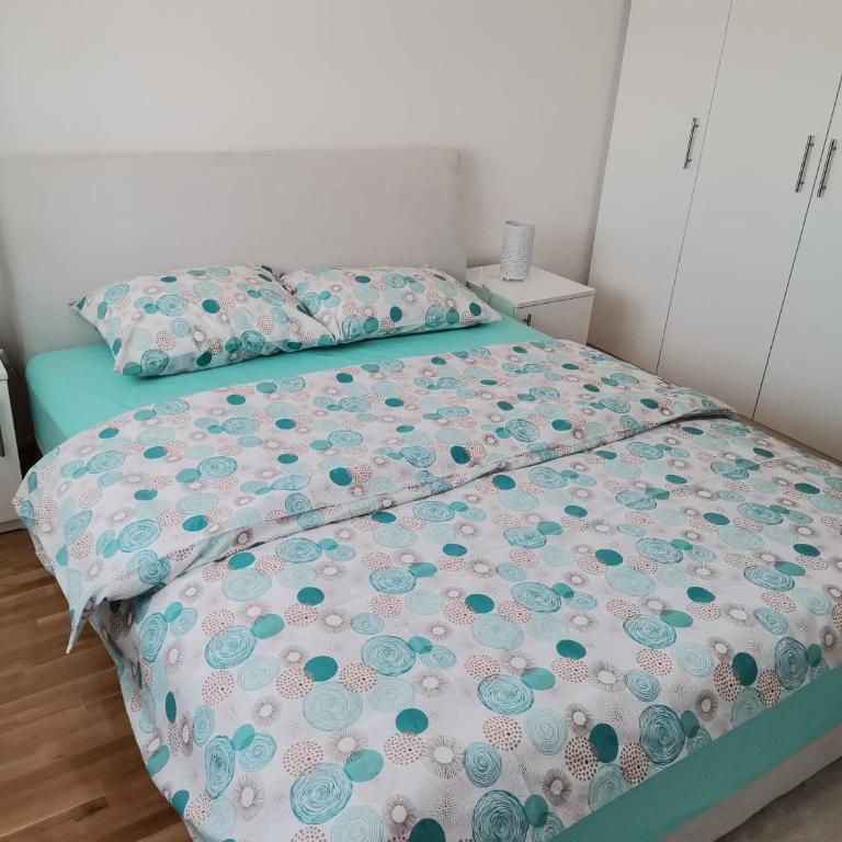 APARTMANI CEPERKOVIC - One-Bedroom Apartment - 14