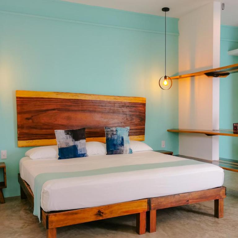 Les Suites Calle 2 by Galian - 350m from ADO bus terminal - Suite Deluxe con cama extragrande - 3