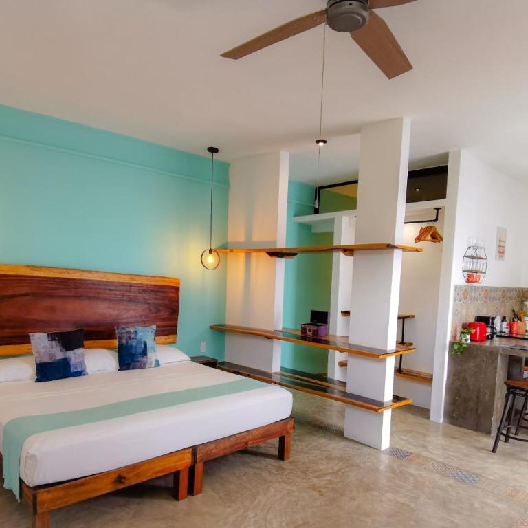 Les Suites Calle 2 by Galian - 350m from ADO bus terminal - Suite Deluxe con cama extragrande - 1
