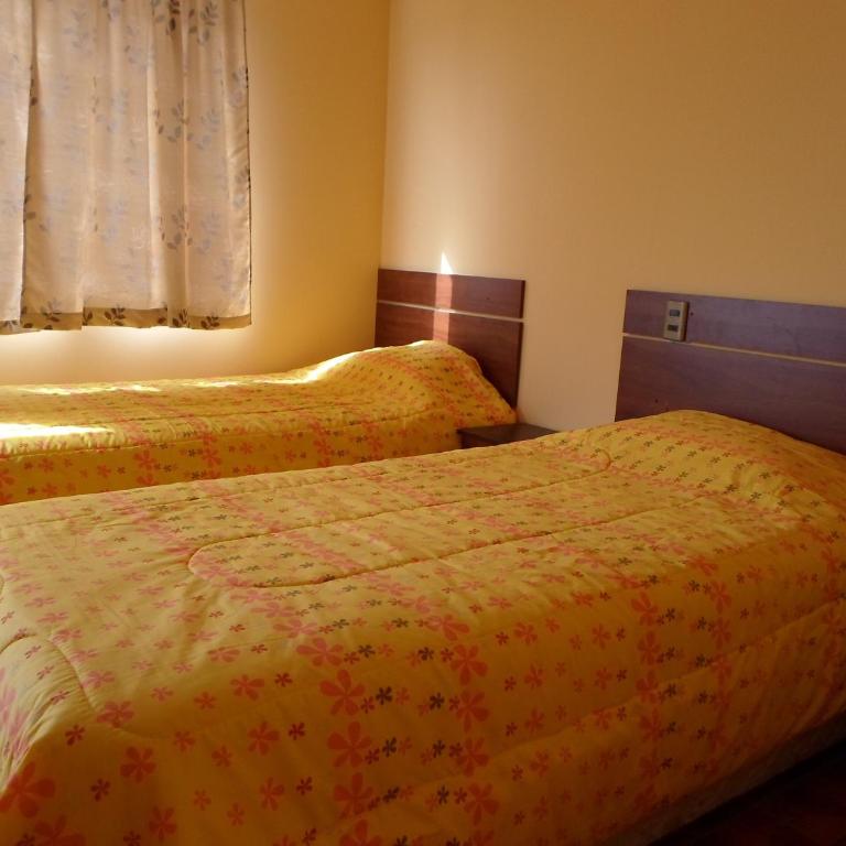 Hostal Playa Brava - Standard Triple Room - 6