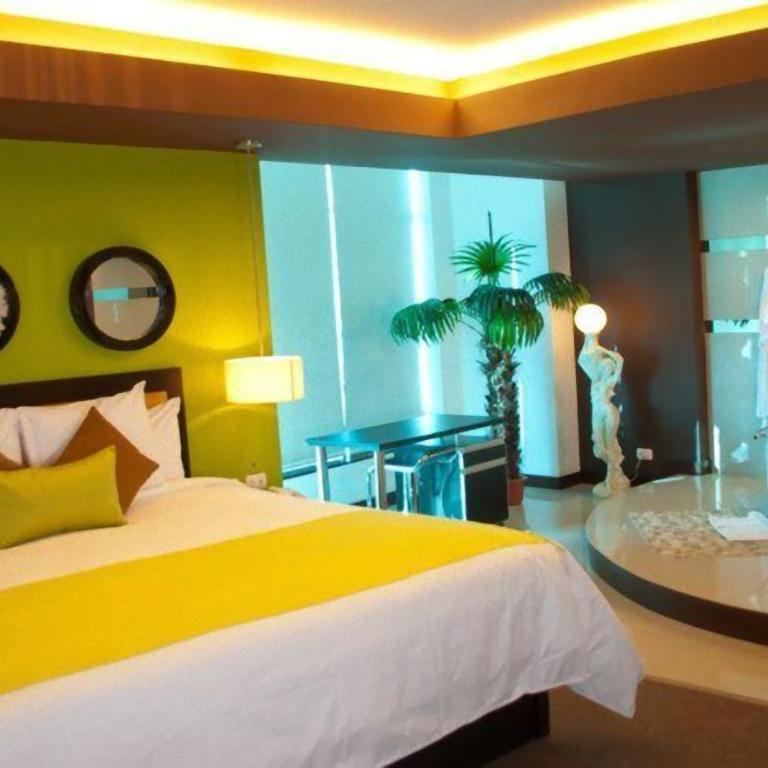 Hotel Ginebra - Suite Deluxe - 4