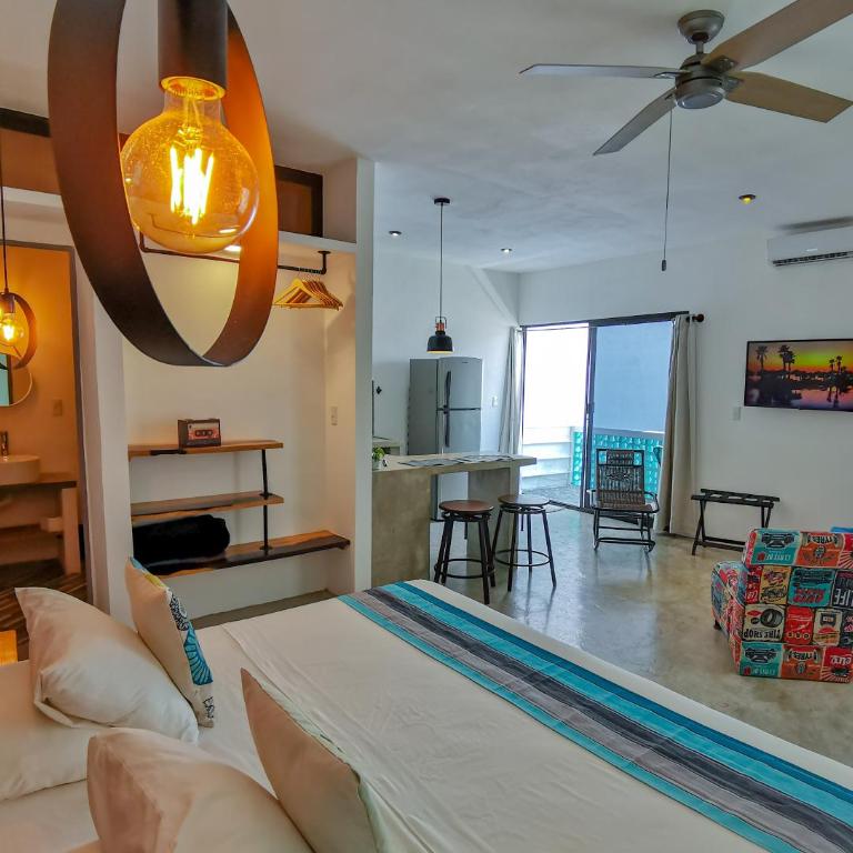 Les Suites Calle 2 by Galian - 350m from ADO bus terminal - Suite Superior con cama extragrande - 5