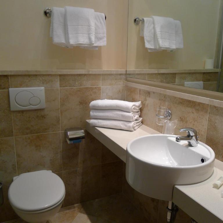 TH Corvara - Greif Hotel - Camera Tripla Standard (2 Adulti + 1 Bambino) - 2