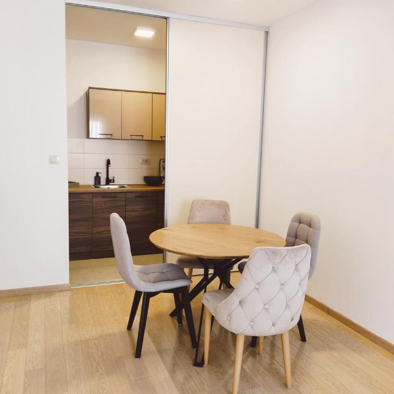 Vista City Apartment - One-Bedroom Apartment - 13