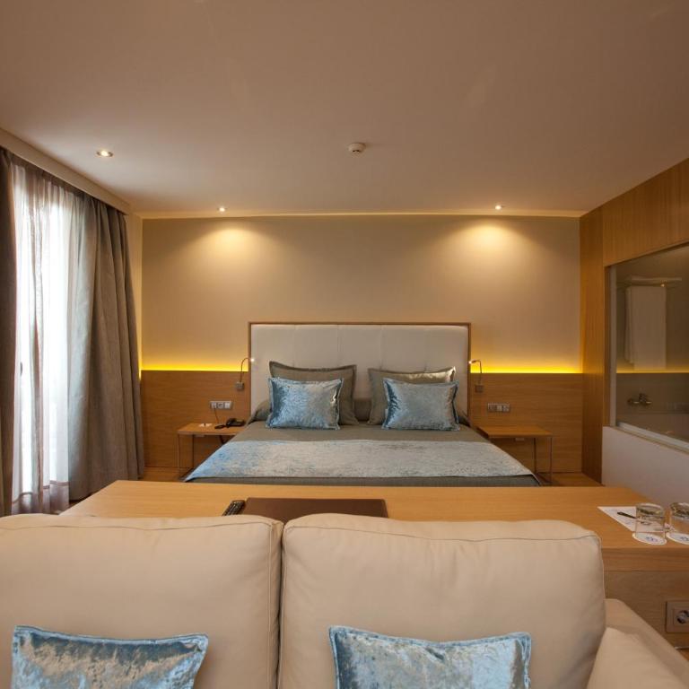 M.A. Hotel Sevilla Congresos - Suite Junior - 2