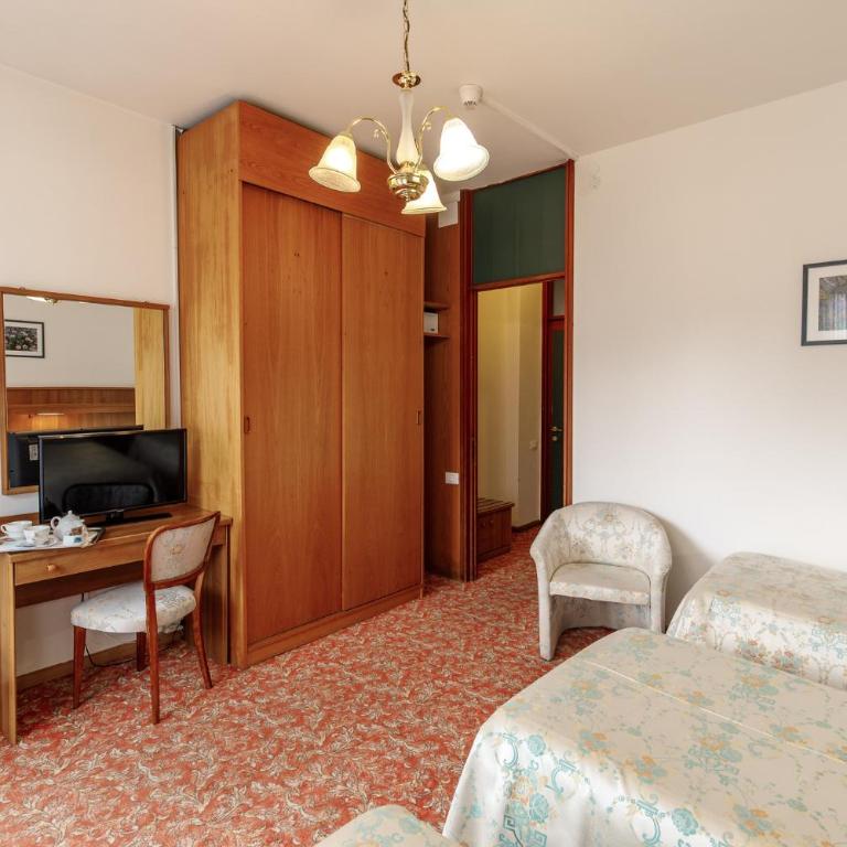 Albergo Belvedere - Camera Quadrupla Classic - 2